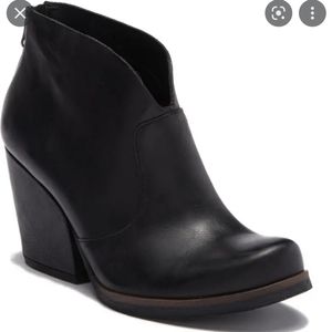 Kork ease Gemini booties 9